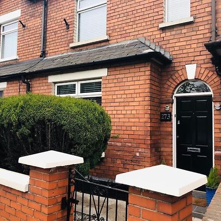 Cosy Two Bed Terraced House 7Min Drive From City Belfast Eksteriør bilde